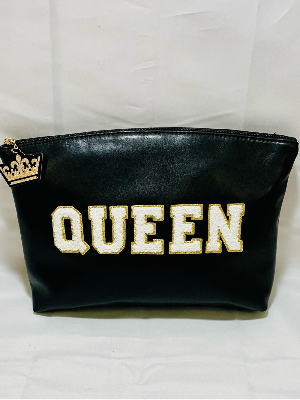 Like Dreams Boutique “Queen Clutch Glam Bag”, NWOT